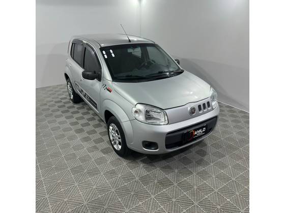 FIAT UNO 1.0 EVO VIVACE 8V FLEX 4P MANUAL FIAT UNO 1.0 EVO VIVACE 8V FLEX 4P MANUAL
